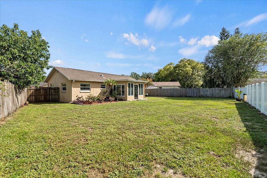 Furnished Finder property 880143_1 photo 25
