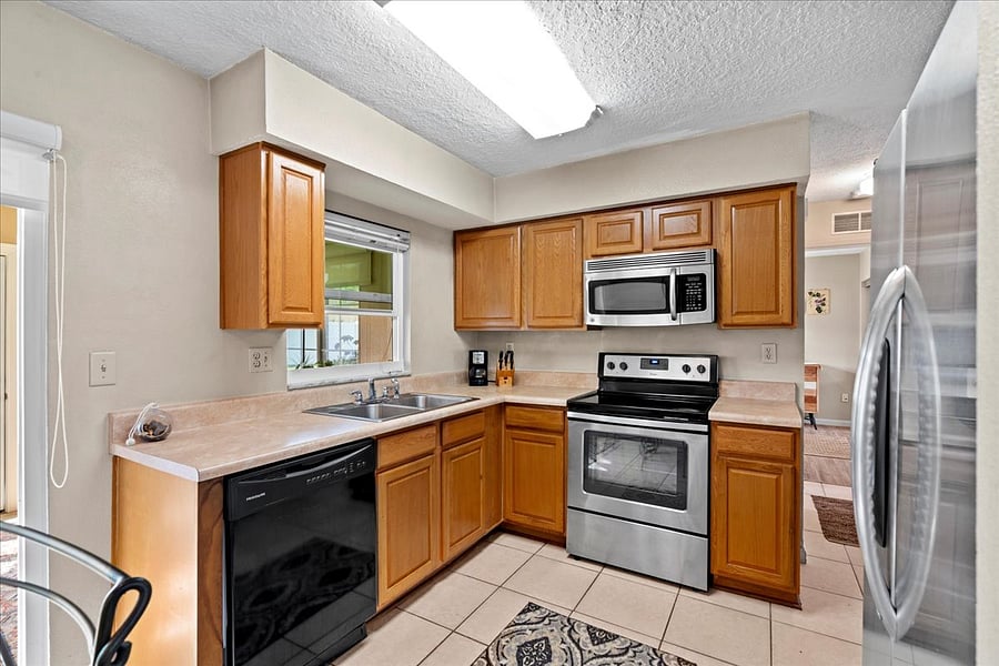 Furnished Finder property 880143_1 photo 7