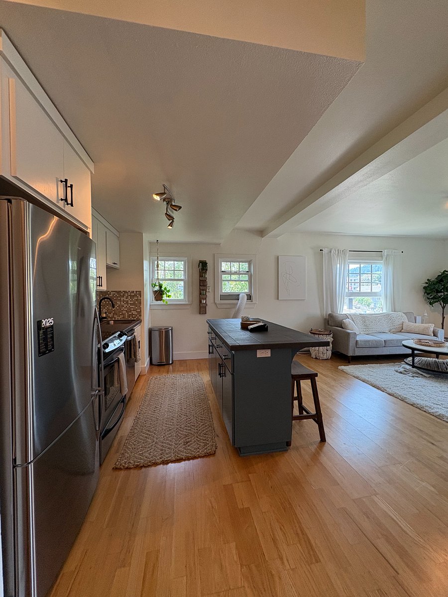 Furnished Finder property 880148_1 photo 6