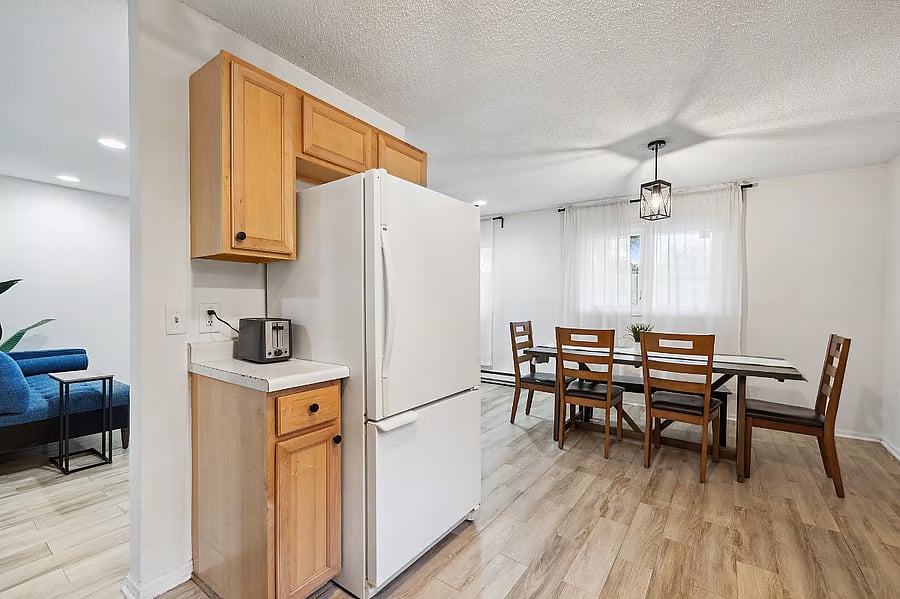 Furnished Finder property 880160_1 photo 6
