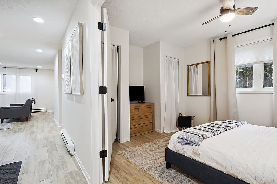 Furnished Finder property 880160_1 photo 12