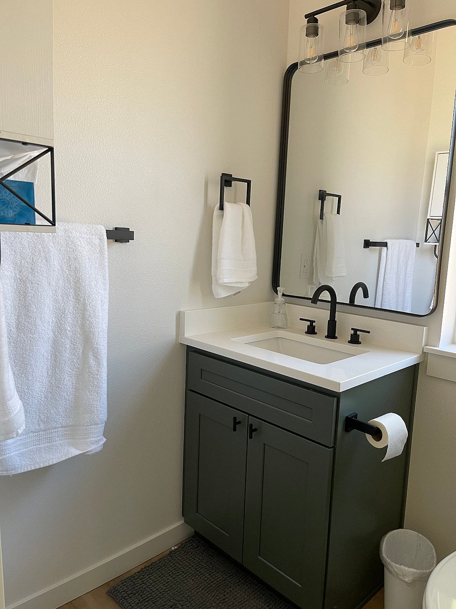 Furnished Finder property 880184_1 photo 6