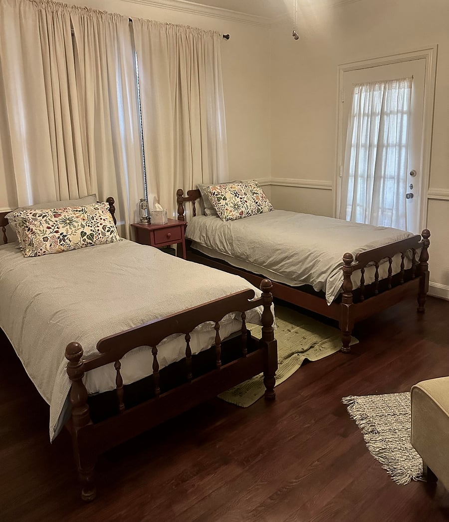 Furnished Finder property 880185_1 photo 11