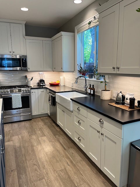 Furnished Finder property 880243_1 photo 17
