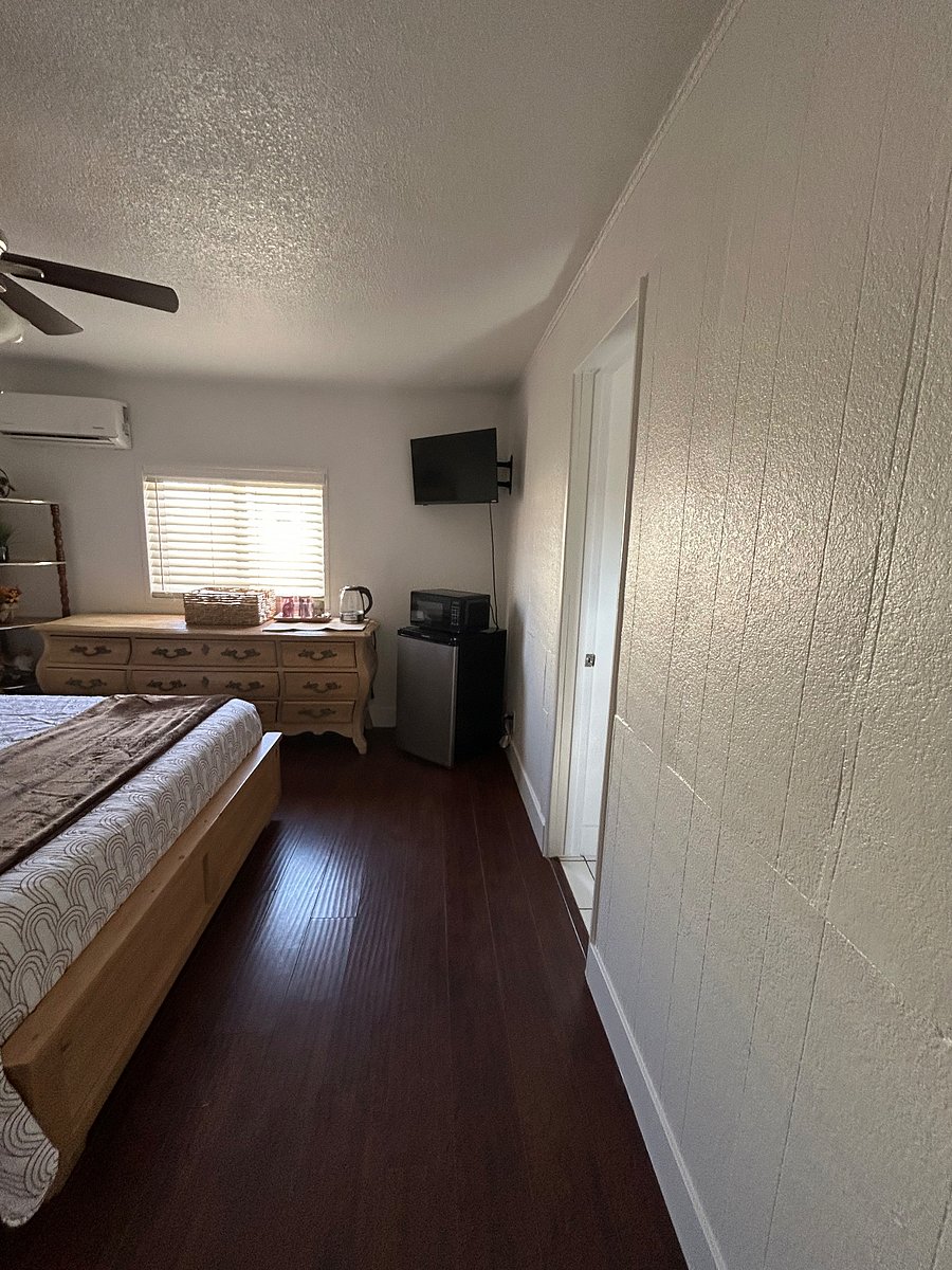 Furnished Finder property 880257_1 photo 5