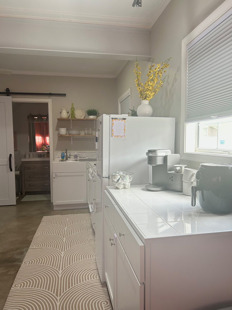 Furnished Finder property 880270_1 photo 15