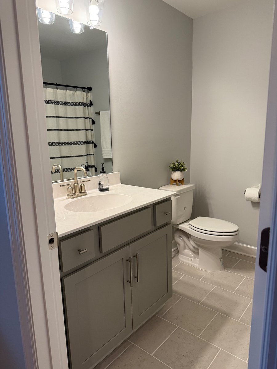 Second bedroom en suite