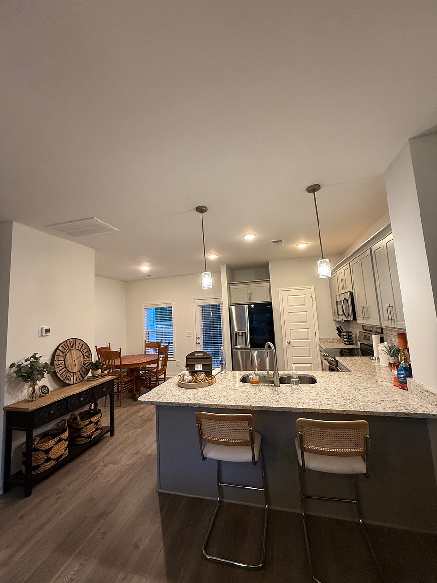 Furnished Finder property 880273_1 photo 5