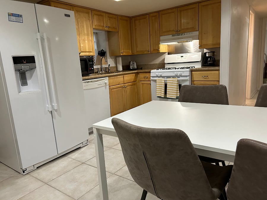 Furnished Finder property 880279_1 photo 7