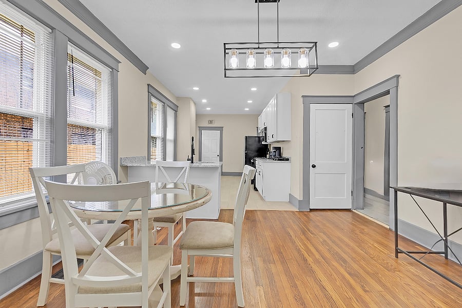 Furnished Finder property 880282_1 photo 17