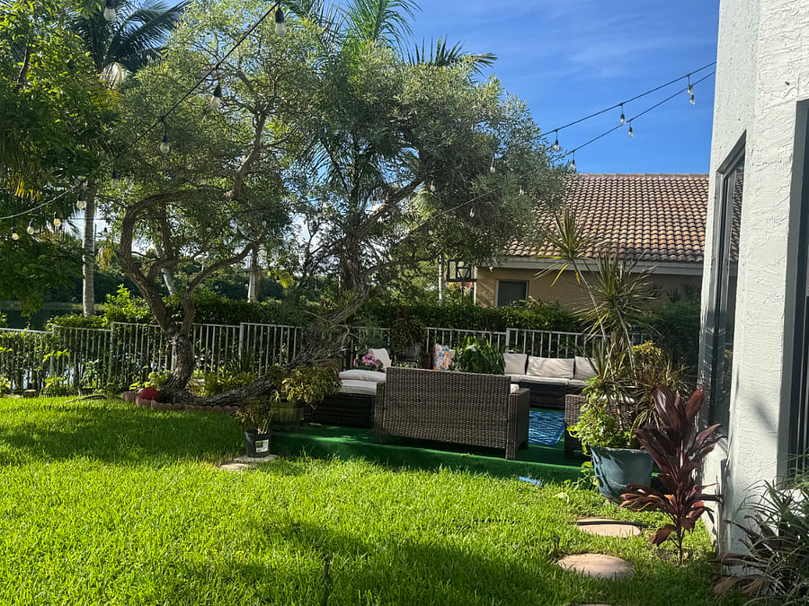 Furnished Finder property 880285_1 photo 8