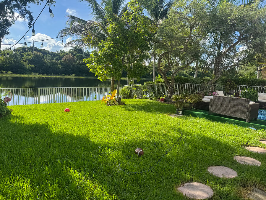 Furnished Finder property 880285_1 photo 9