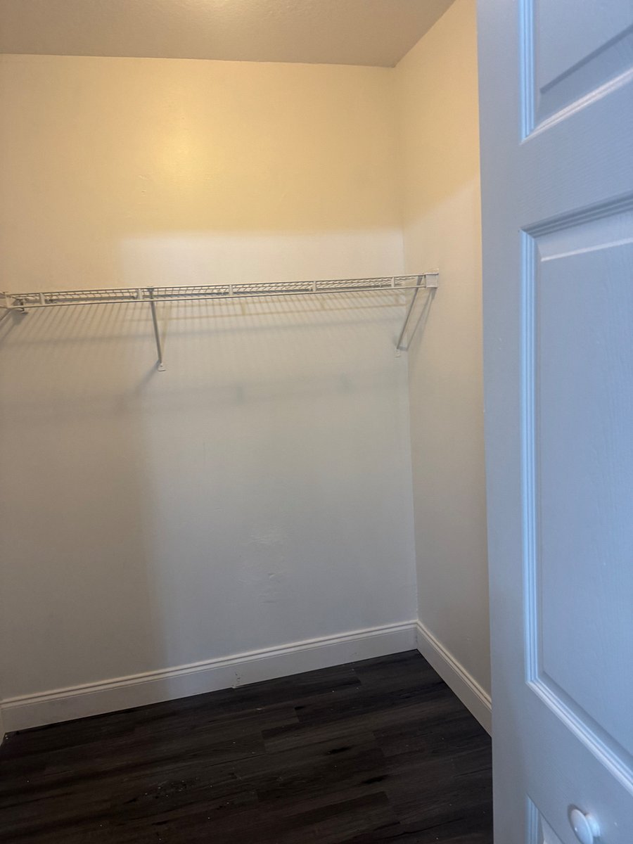 Furnished Finder property 880285_1 photo 12