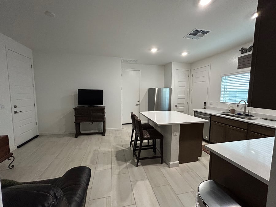 Furnished Finder property 880303_1 photo 6