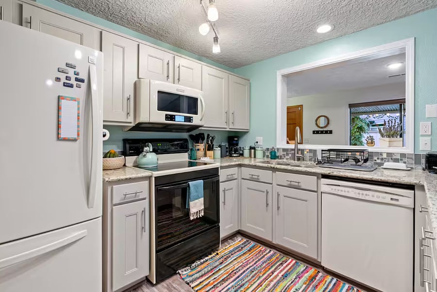 Furnished Finder property 880307_1 photo 30