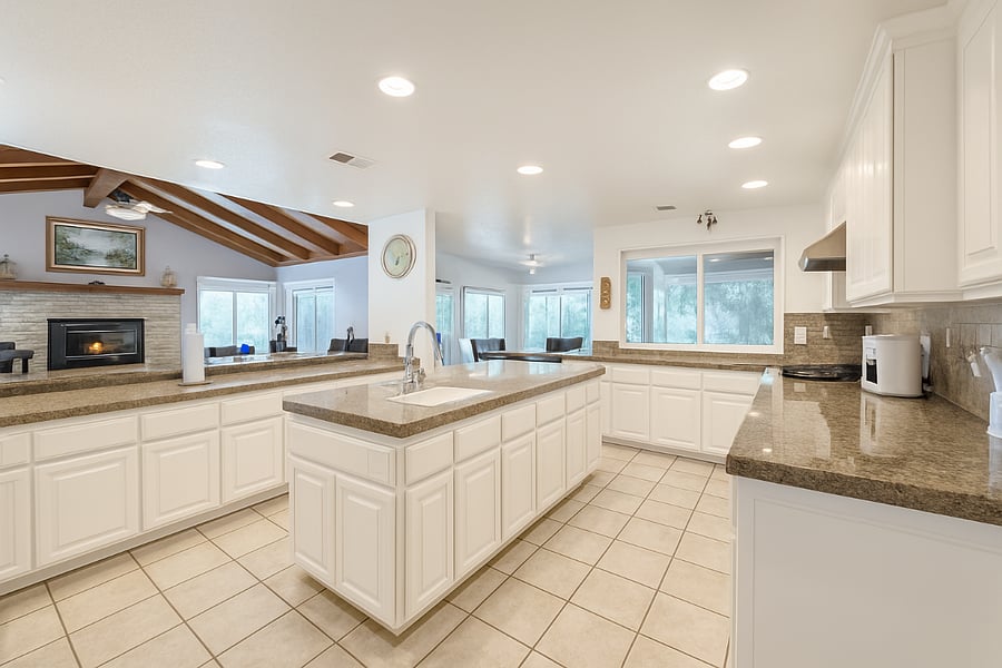 Furnished Finder property 880309_1 photo 16