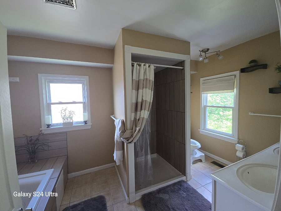 Furnished Finder property 880310_3 photo 9