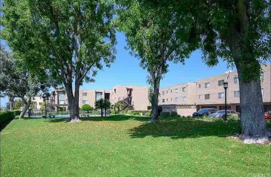 Furnished Finder property 880313_1 photo 24