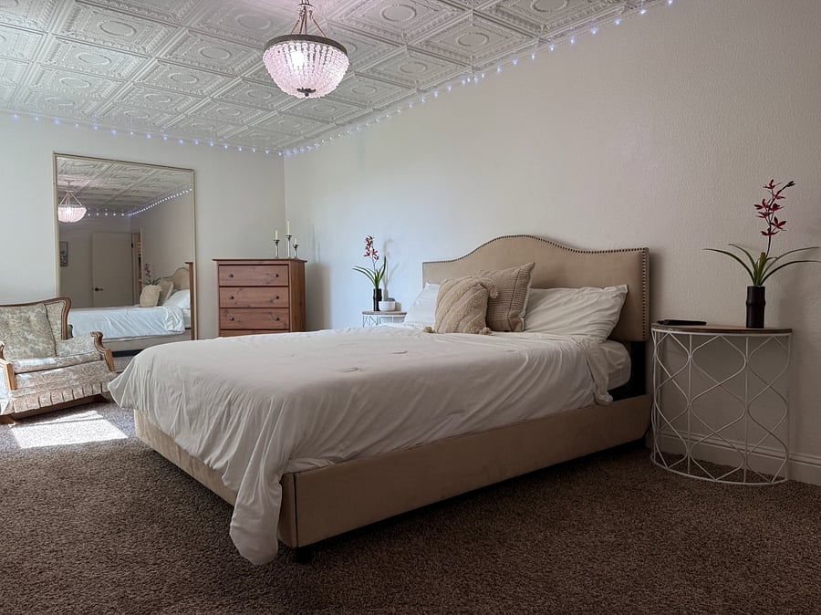 Bedroom #2 with Adjustable King size bed