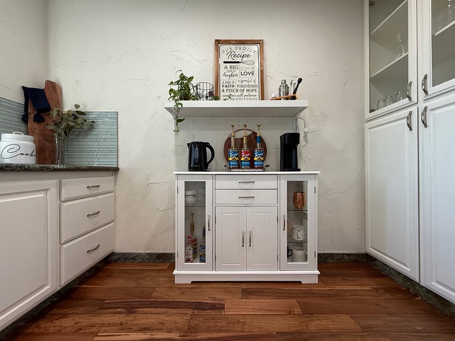 Coffee & Tea Bar with accessories