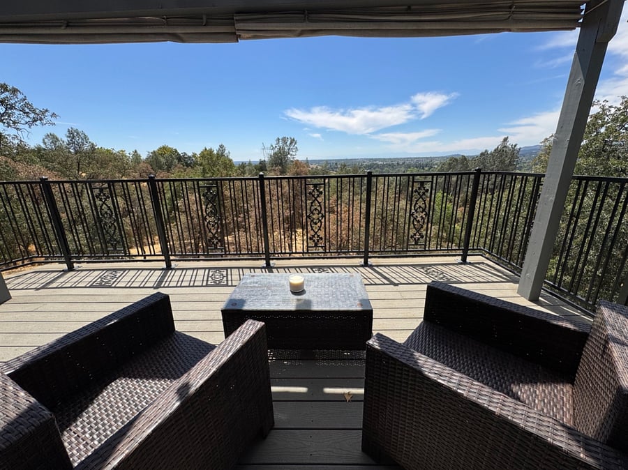 Top Floor Seating area and View