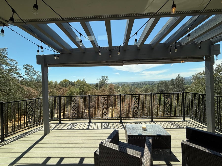 Top Floor Balcony 