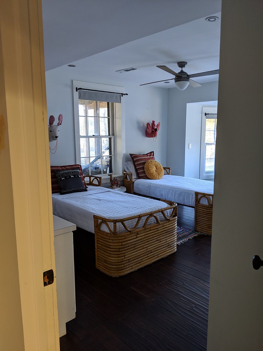 Furnished Finder property 880331_1 photo 3