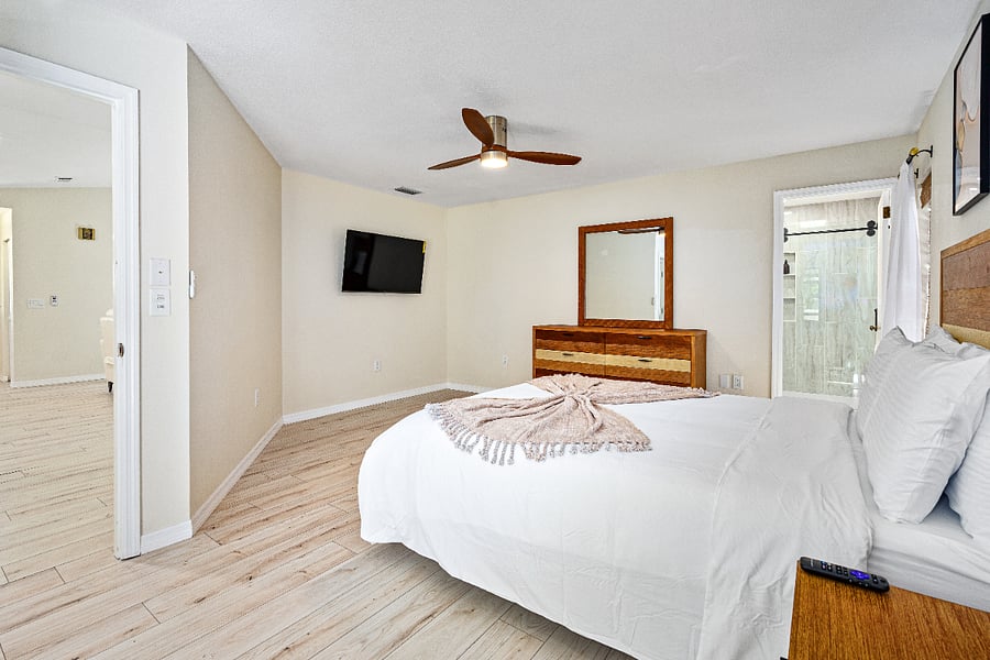 Furnished Finder property 880332_1 photo 18