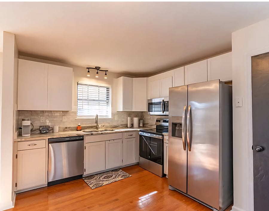 Furnished Finder property 880338_1 photo 3