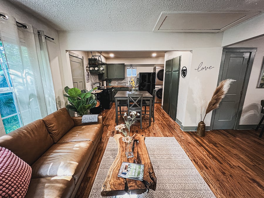Furnished Finder property 880352_1 photo 12