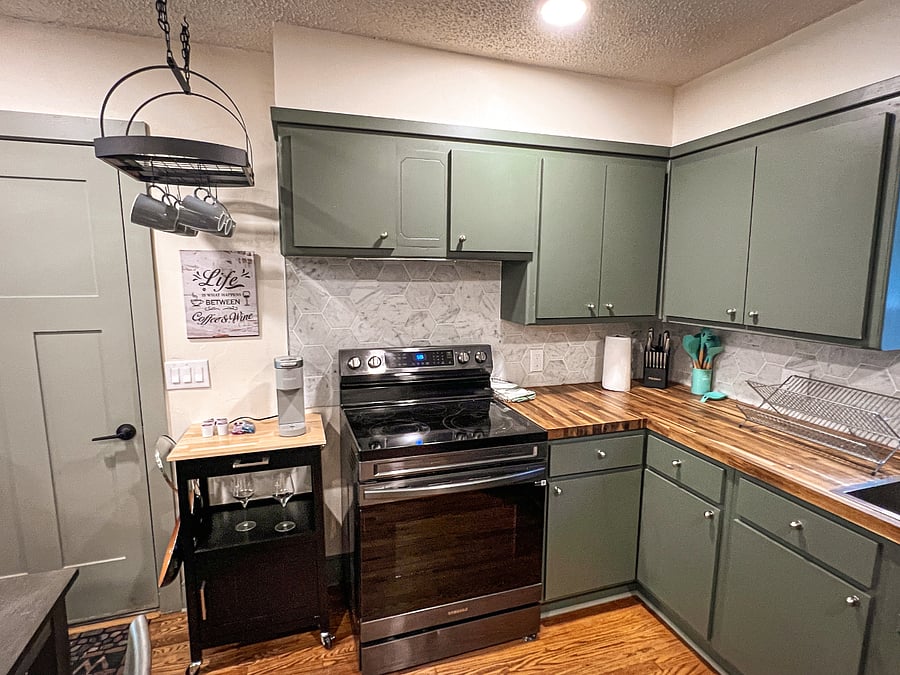 Furnished Finder property 880352_1 photo 15
