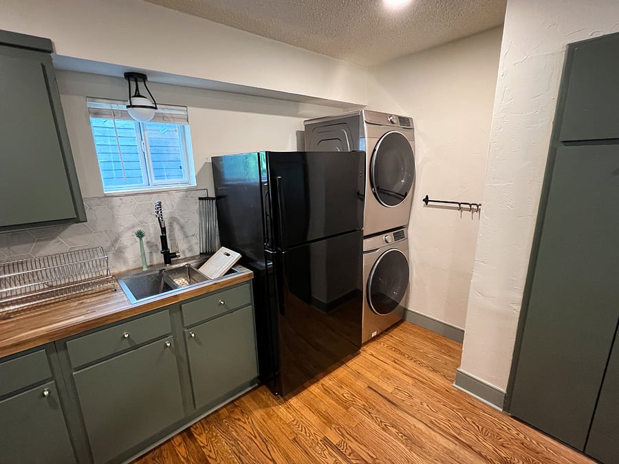 Furnished Finder property 880352_1 photo 17