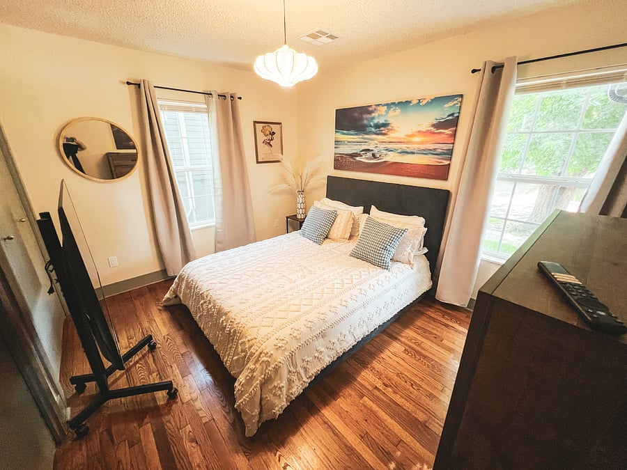 Furnished Finder property 880352_1 photo 32