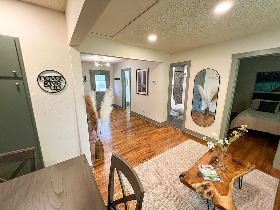 Furnished Finder property 880352_1 photo 41