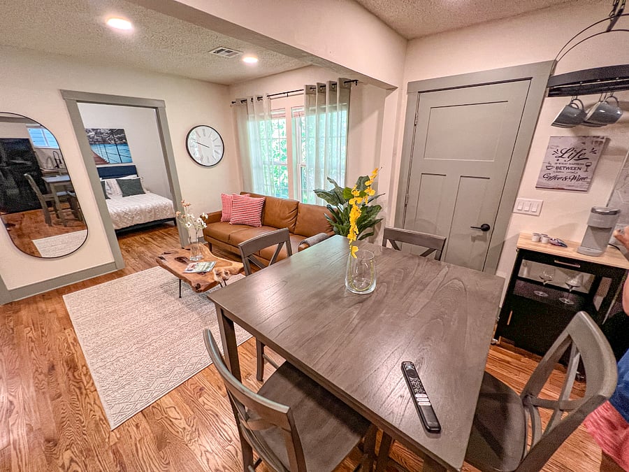 Furnished Finder property 880352_1 photo 52
