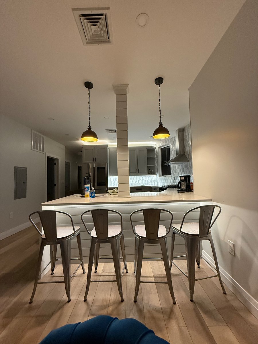 Furnished Finder property 880365_1 photo 3