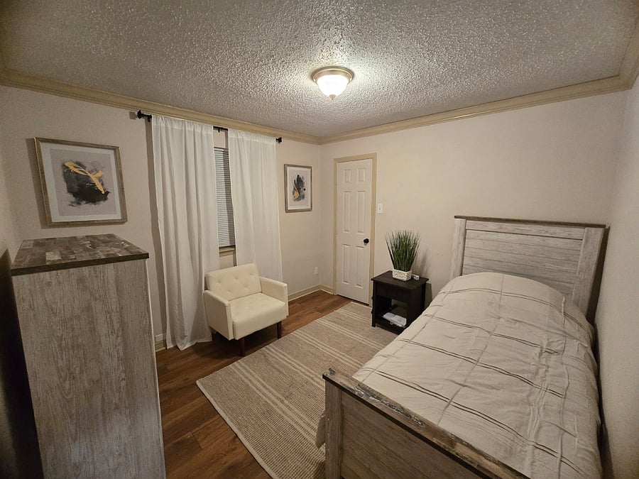 Furnished Finder property 880370_1 photo 10