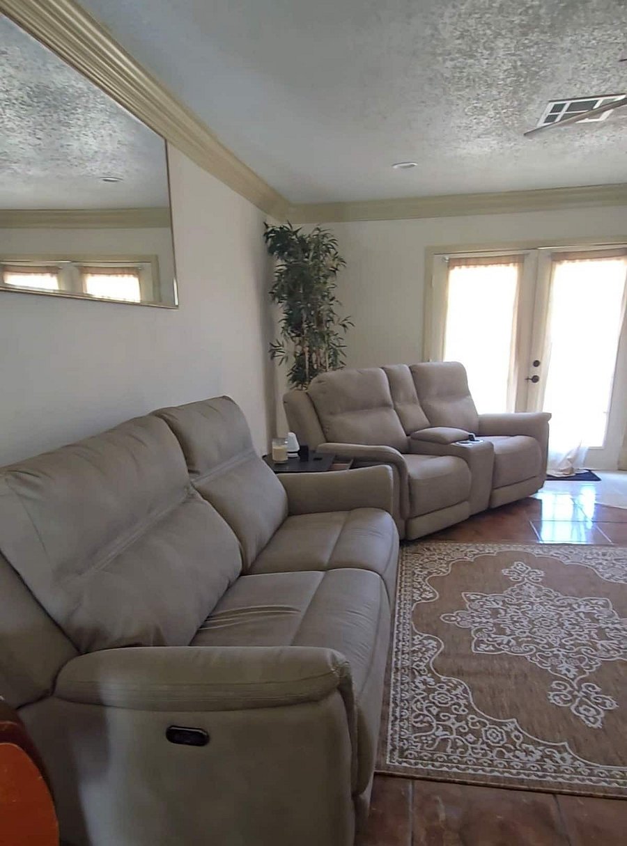Furnished Finder property 880370_1 photo 4