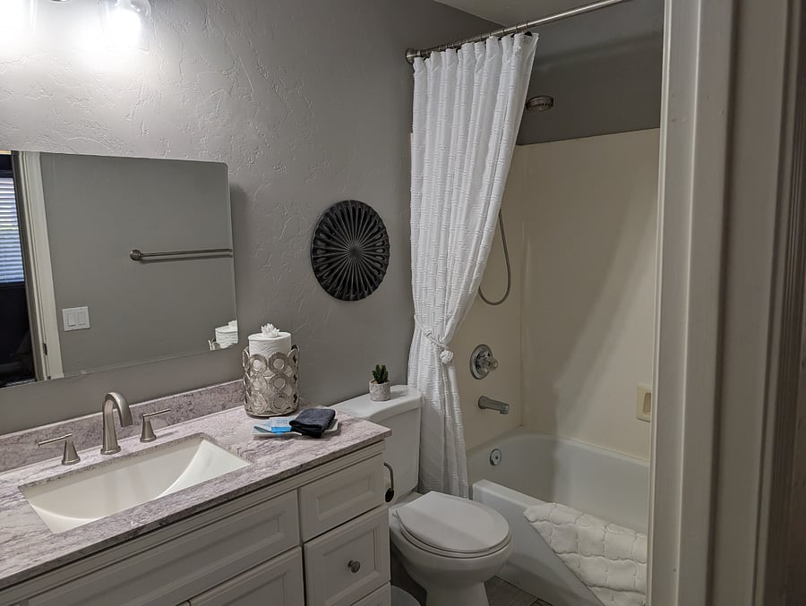 Furnished Finder property 880374_1 photo 18