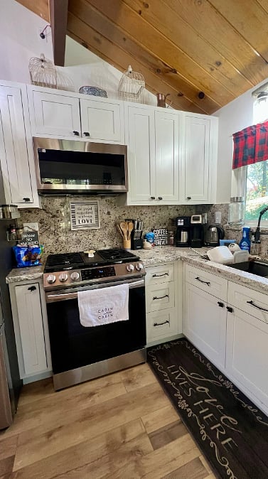 Furnished Finder property 880403_1 photo 10