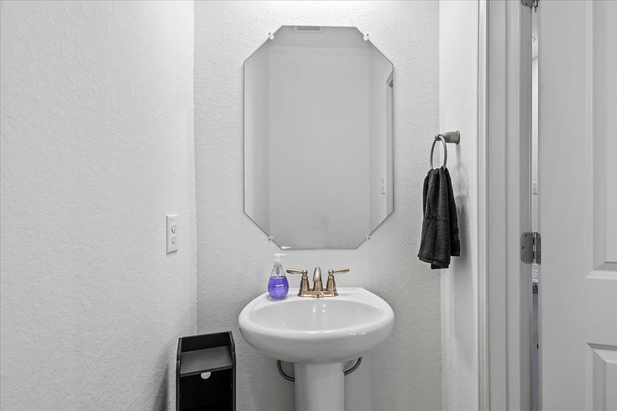 Furnished Finder property 880407_1 photo 12