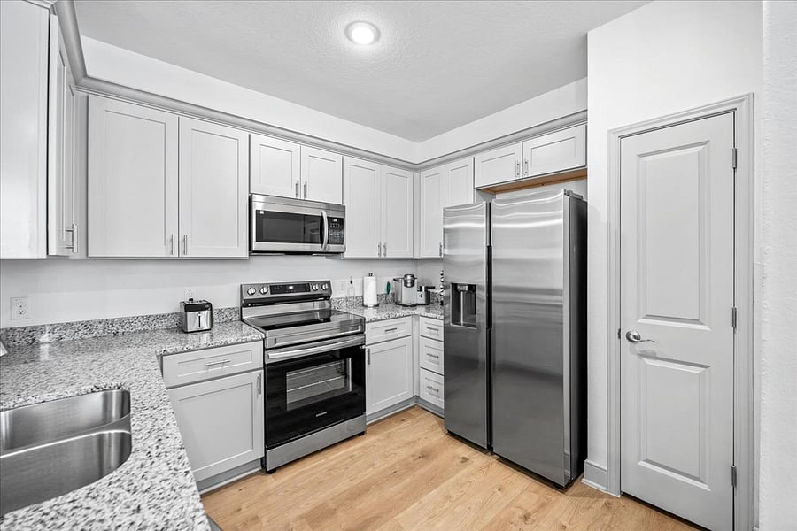 Furnished Finder property 880407_1 photo 6