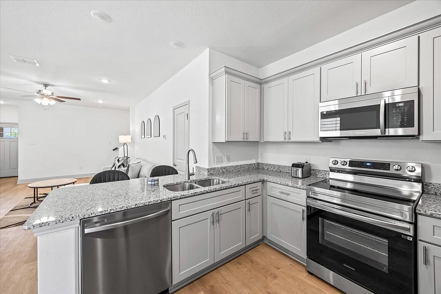 Furnished Finder property 880407_1 photo 5