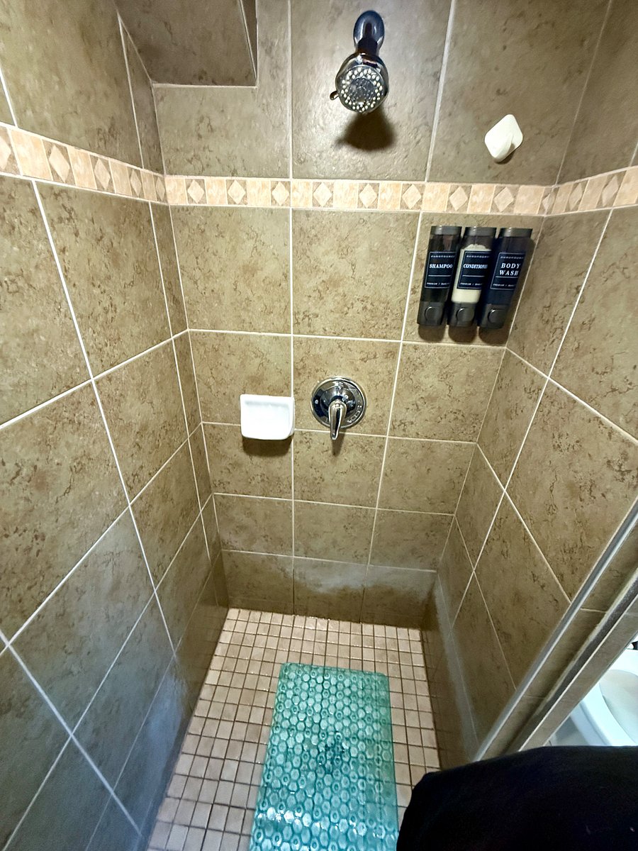 Furnished Finder property 880409_1 photo 8
