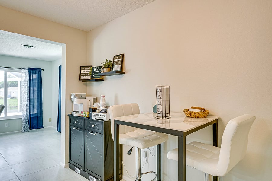 Coffe & Tea Bar with Table