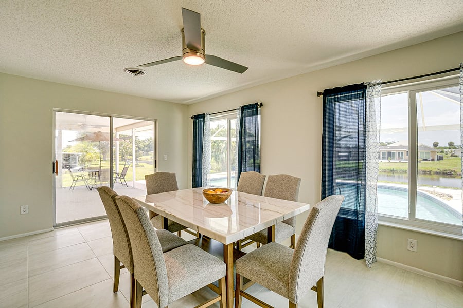 Dining Room & Slider to Lanai