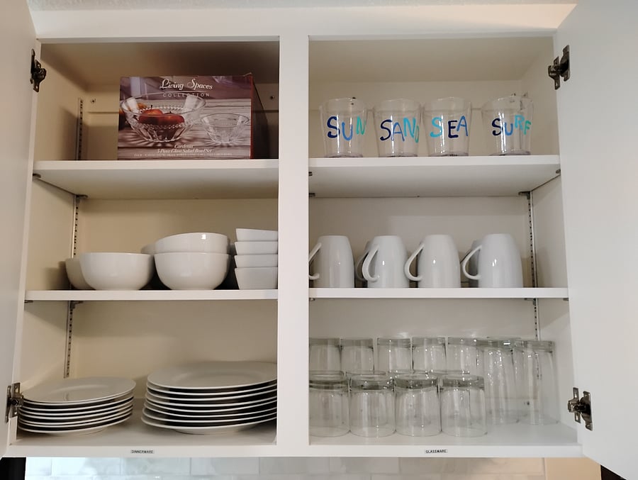 Dinnerware & Glassware