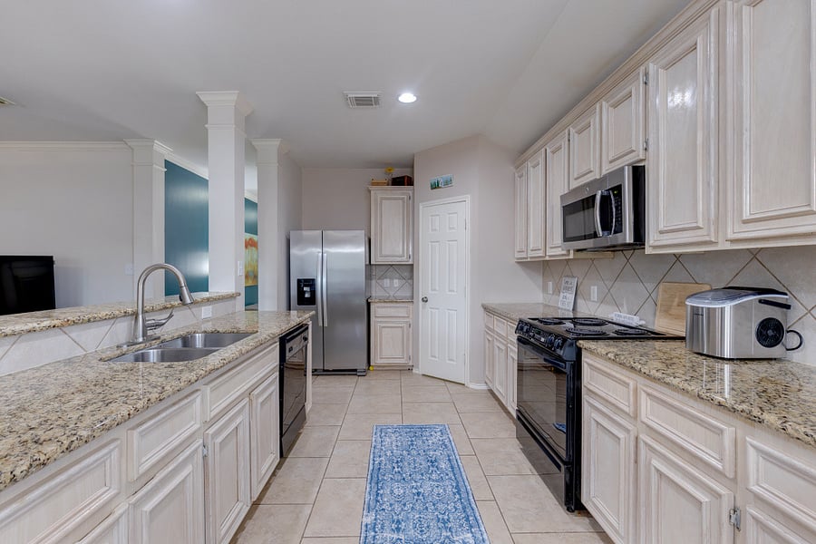 Furnished Finder property 880433_1 photo 8