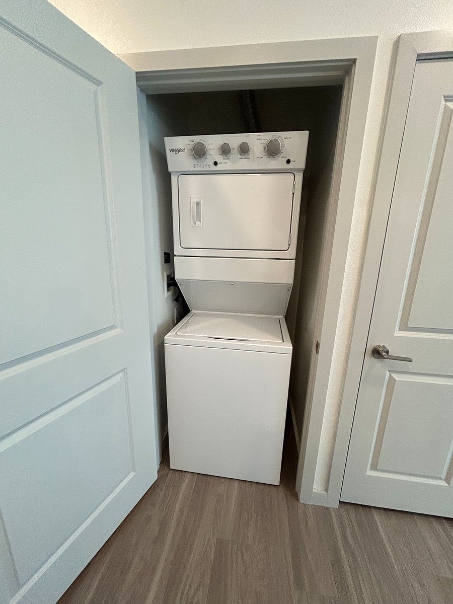 Furnished Finder property 880440_1 photo 6