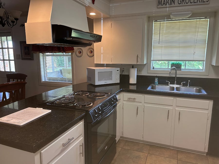 Furnished Finder property 880458_1 photo 4